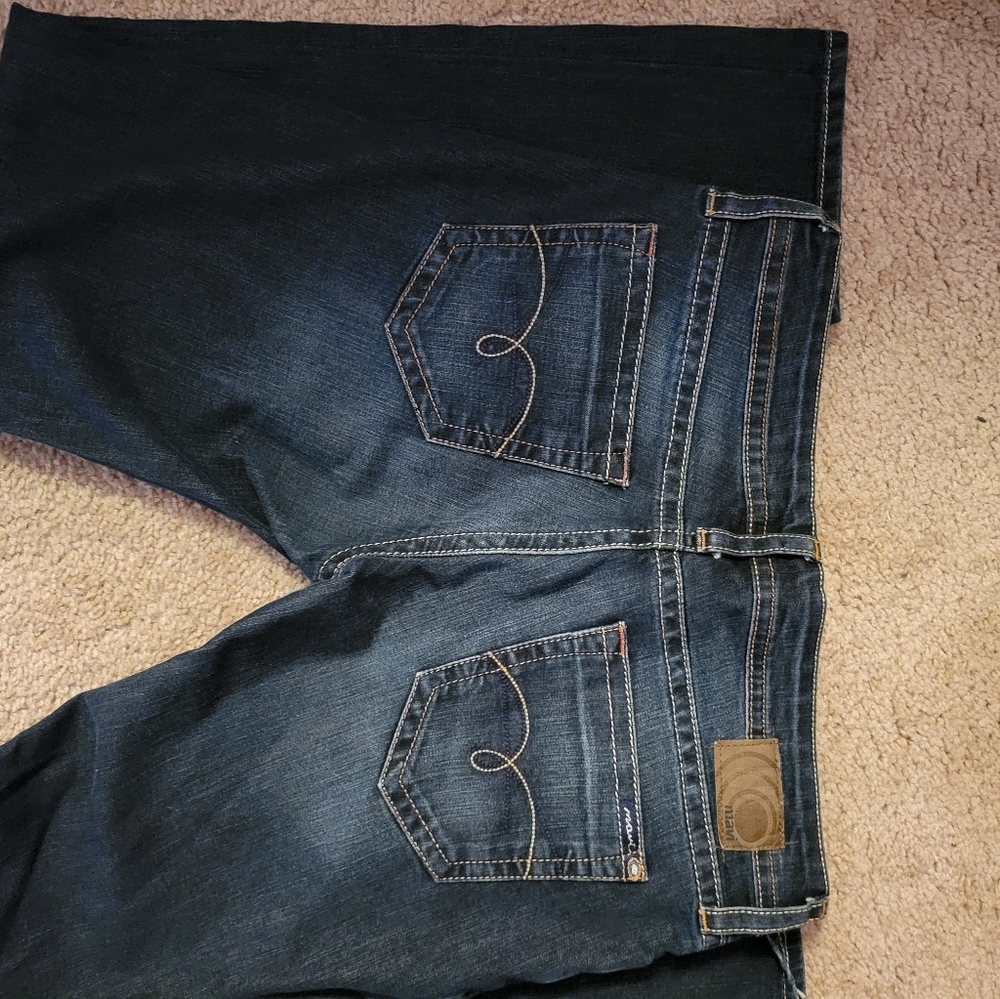 Women's jeans - Picture 2 of 3